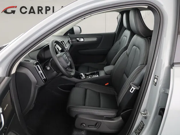 Volvo XC40 2.0 B3 MH Plus Dark