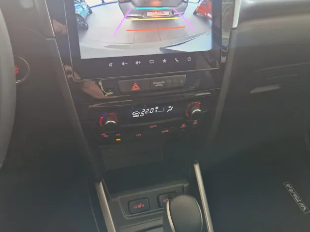 Suzuki Vitara 1.4 T Sakura Hybrid 4x4