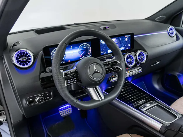 Mercedes-Benz GLA 200 Night Star