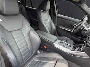 BMW 320d xDrive Touring