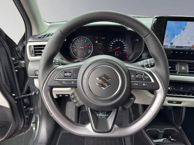 Suzuki Swift 1.2 Sakura Top Hybrid 4x4