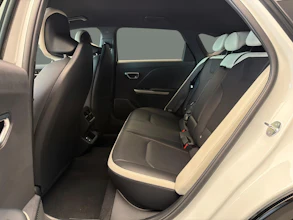 https://vehicle.imgix.net/4304682/4ea6e8ab-00eb-45c3-a7aa-52bdbfc8c150.jpg