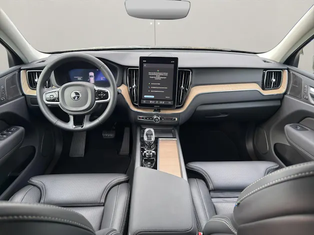 Volvo XC60 2.0 T8 TE Plus Dark eAWD