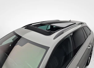 https://vehicle.imgix.net/4304703/0265f71b-21f1-4ee9-8849-dfdce3cdb618.jpg