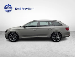 https://vehicle.imgix.net/4304703/9ad2fe68-40af-4f6d-a2d7-b7bd4d7c7273.jpg