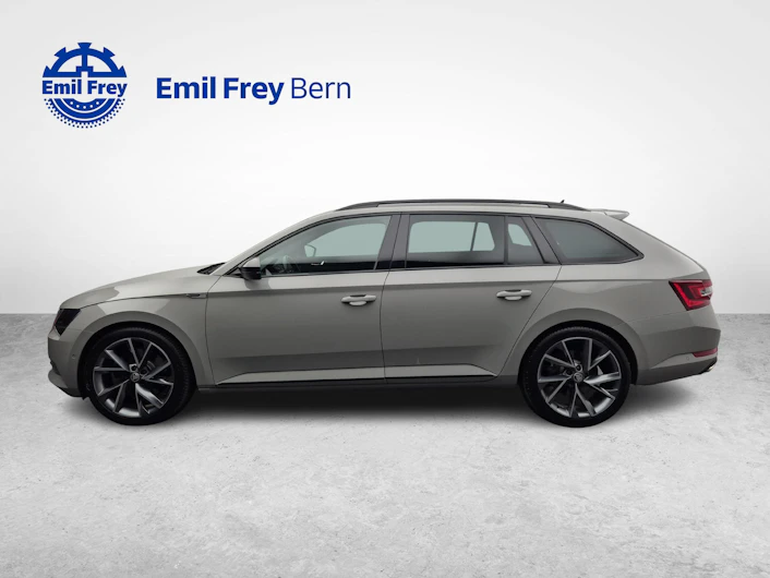 Fahrzeugbild SKODA SUPERB