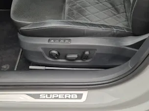 Škoda Superb Combi 2.0 TSI 280 SportLine+ 4x4 DSG