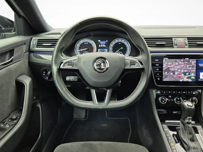Fahrzeugbild SKODA SUPERB
