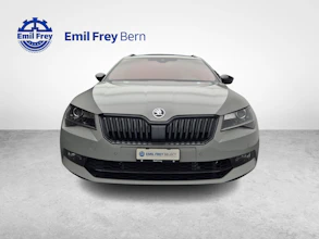 https://vehicle.imgix.net/4304703/db4ee37d-452a-420e-93f9-dc5f91d95410.jpg