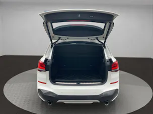 BMW X1 20d xDrive SAG