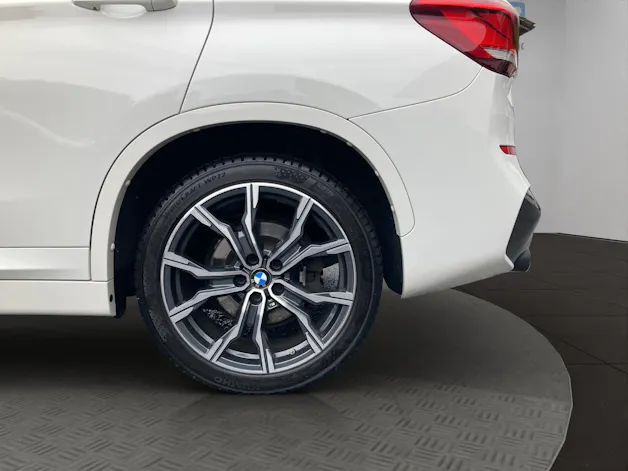 BMW X1 20d xDrive SAG
