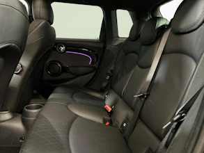 https://vehicle.imgix.net/4304780/324028d1-61d5-4be0-a9c7-aa809e91e978.jpg