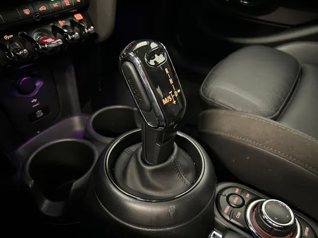 Mini F55 2.0i Cooper S SDKG