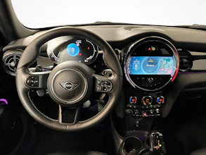 https://vehicle.imgix.net/4304780/edd62e78-9afe-4c3d-be6e-4767bca76a61.jpg