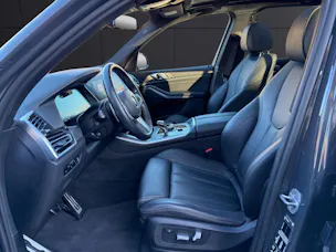 BMW X5 M50i xDrive