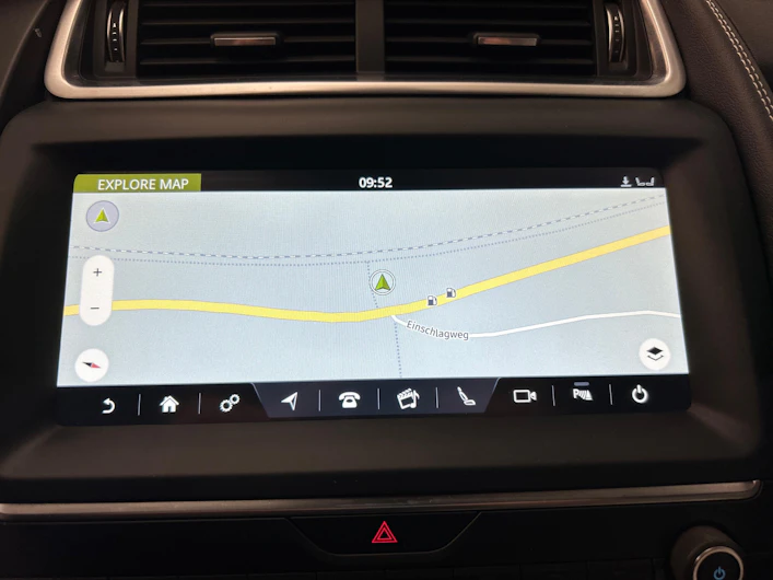 Fahrzeugbild JAGUAR E-PACE