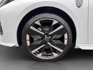 Peugeot 308 1.2 Hybrid GT