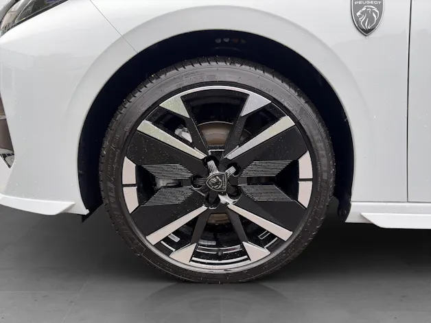 Peugeot 308 1.2 Hybrid GT