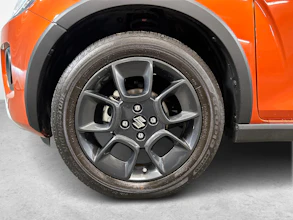 https://vehicle.imgix.net/4304792/27ba38c6-7fc5-4543-857c-e37cff1c71d9.jpg