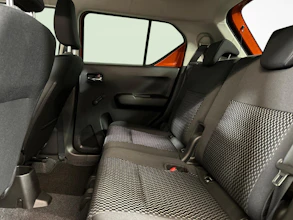 https://vehicle.imgix.net/4304792/4ad1950c-2912-4211-89cf-18f71f2dc13e.jpg