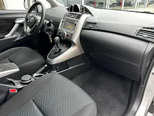 Toyota Verso 1.8 VVT-i Luna Easy MiD 5P