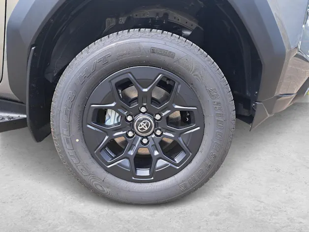 Toyota Hilux Double Cab.-Pick-up 2.8 D-4D MHEV 204 Invincible