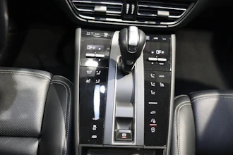 https://vehicle.imgix.net/4304853/376241fa-3d8a-4bc0-afa5-98208fe75d75.JPG