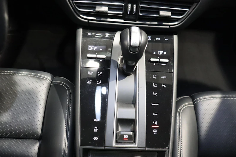immagine del veicolo PORSCHE MACAN