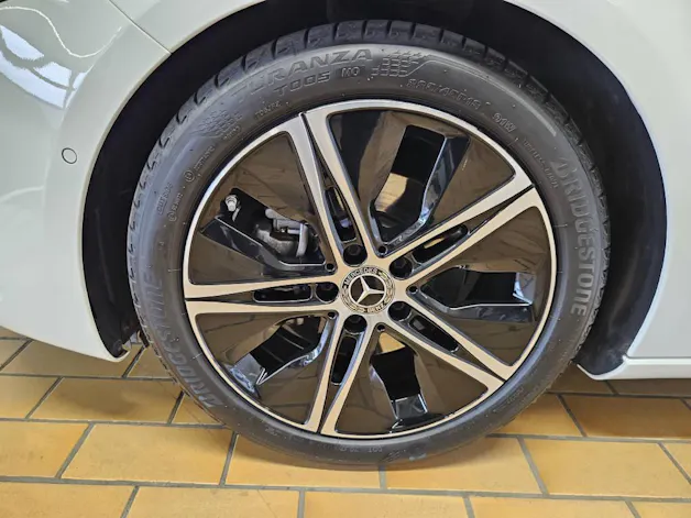 Mercedes-Benz A 200 Progressive
