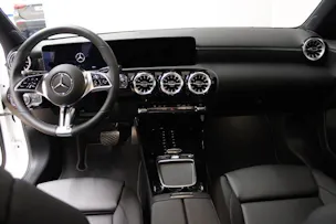 Mercedes-Benz A 200 Progressive