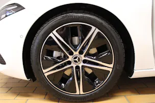 Mercedes-Benz A 200 Progressive