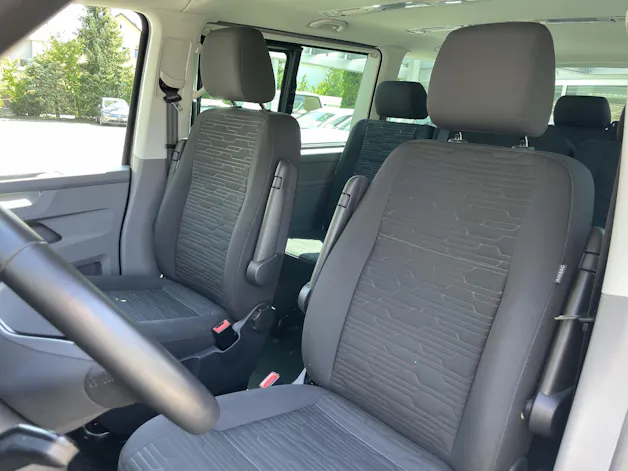 VW T6.1 Caravelle 3000 2.0 TDI 150 Comfortline DSG 4m