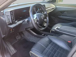 Renault Megane E-Tech iconic