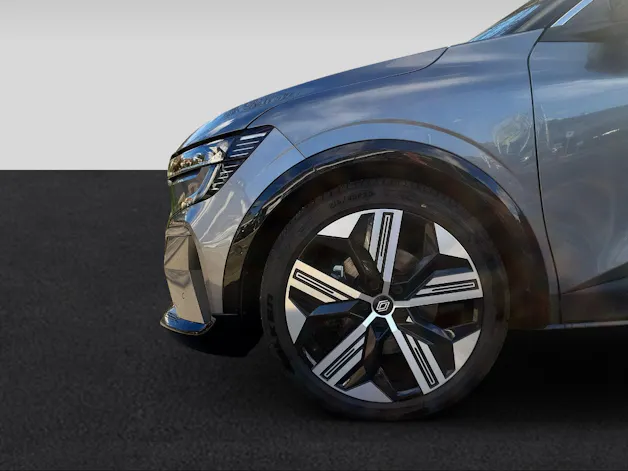 Renault Megane E-Tech iconic