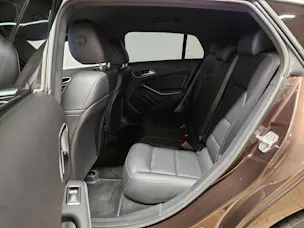 Mercedes-Benz CLA 180 Urban Shooting Brake