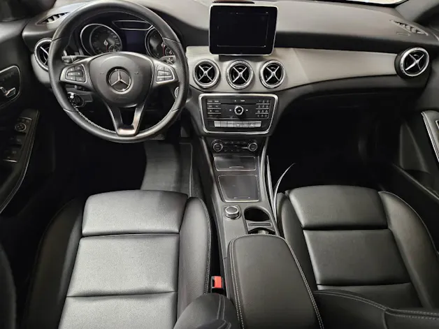 Mercedes-Benz CLA 180 Urban Shooting Brake