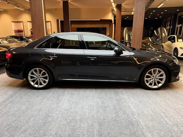Audi A4 2.0 35 TFSI S Line S-Tronic