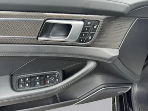 Porsche Panamera Sport Turismo 4.0 V8 GTS