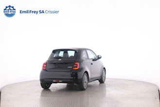 https://vehicle.imgix.net/4305154/5f284f2d-708b-47c5-99b6-7c663a6253d8.jpg