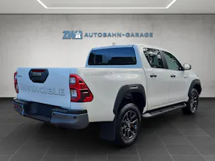 Toyota Hilux Double Cab.-Pick-up 2.8 D-4D MHEV 204 Invincible