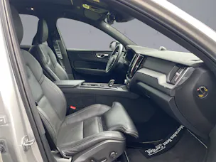 Volvo XC60 2.0 T6 TE R-Design eAWD