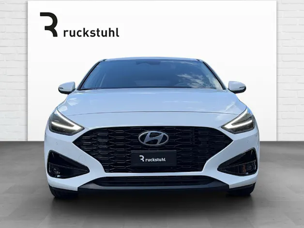 HYUNDAI i30 1.5 T-GDi Amplia