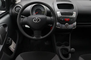 Fahrzeugbild TOYOTA Aygo 1.0 VVT-i Linea Luna