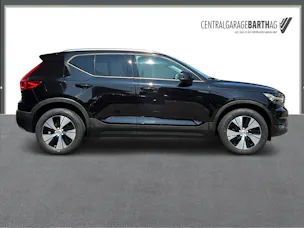 VOLVO XC40 2.0 D4 Momentum AWD