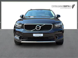 VOLVO XC40 2.0 D4 Momentum AWD