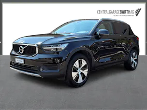 VOLVO XC40 2.0 D4 Momentum AWD