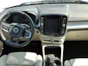 VOLVO XC40 2.0 D4 Momentum AWD