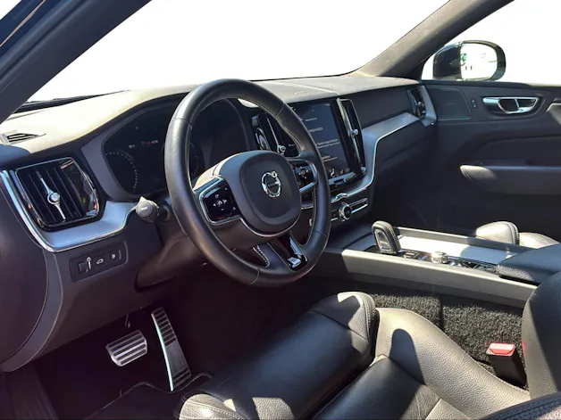 Volvo XC60 2.0 T8 TE R-Design eAWD