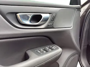 Volvo V60 2.0 T6 TE Plus Dark eAWD