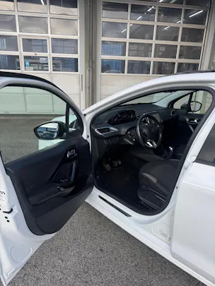 Peugeot 208 1.2 PureTech Style